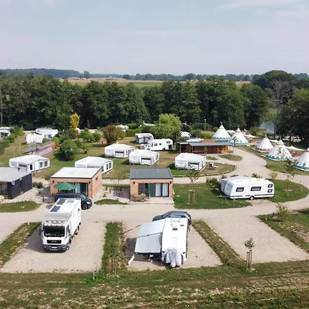 Tipi Blackfoot Belau